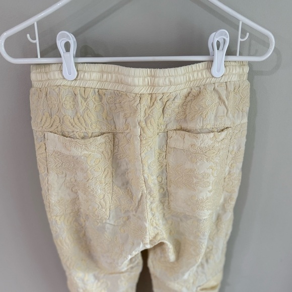 Johnny Was Love Pull On Embroidered Cargo Pants - Off White/Cream - Size Small - Picture 10 of 16
